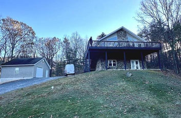 ASHTON WOODS MOUNTAIN HOME WITH 24+ ACRES-3