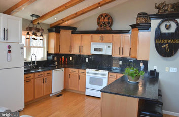 ASHTON WOODS MOUNTAIN HOME WITH 24+ ACRES-25