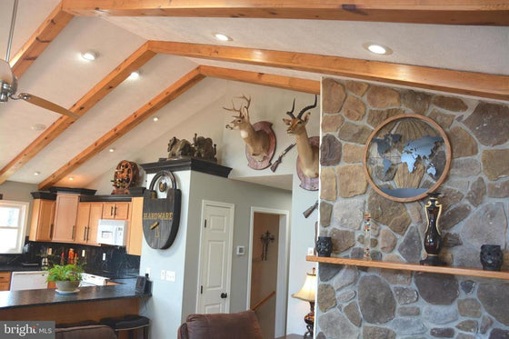ASHTON WOODS MOUNTAIN HOME WITH 24+ ACRES