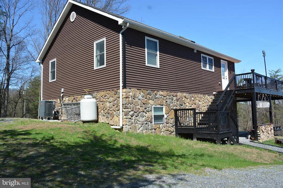 ASHTON WOODS MOUNTAIN HOME WITH 24+ ACRES
