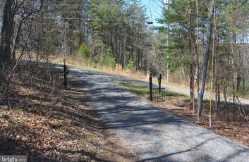ASHTON WOODS MOUNTAIN HOME WITH 24+ ACRES-73