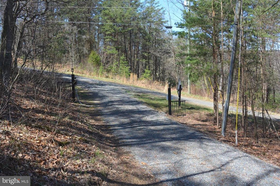 ASHTON WOODS MOUNTAIN HOME WITH 24+ ACRES