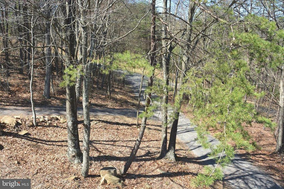 ASHTON WOODS MOUNTAIN HOME WITH 24+ ACRES