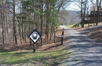 ASHTON WOODS MOUNTAIN HOME WITH 24+ ACRES-77