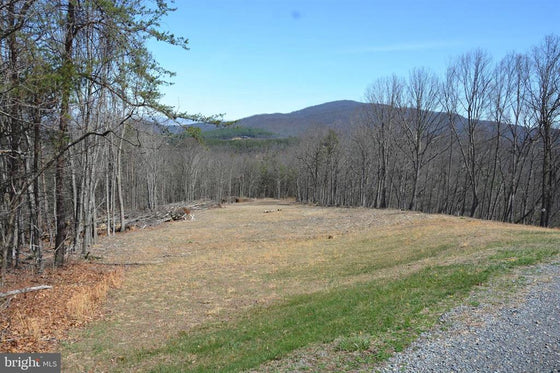 ASHTON WOODS MOUNTAIN HOME WITH 24+ ACRES