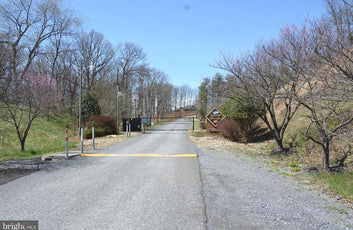 ASHTON WOODS MOUNTAIN HOME WITH 24+ ACRES-83