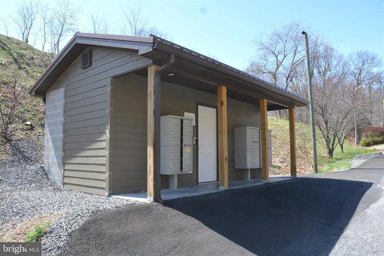ASHTON WOODS MOUNTAIN HOME WITH 24+ ACRES