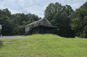 ASHTON WOODS MOUNTAIN HOME WITH 24+ ACRES-85