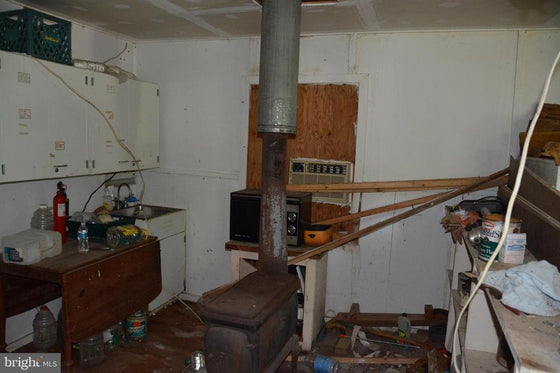 18.77 ACRES WOODED LAND WITH OLD HUNTING CABIN IN GORE, VA