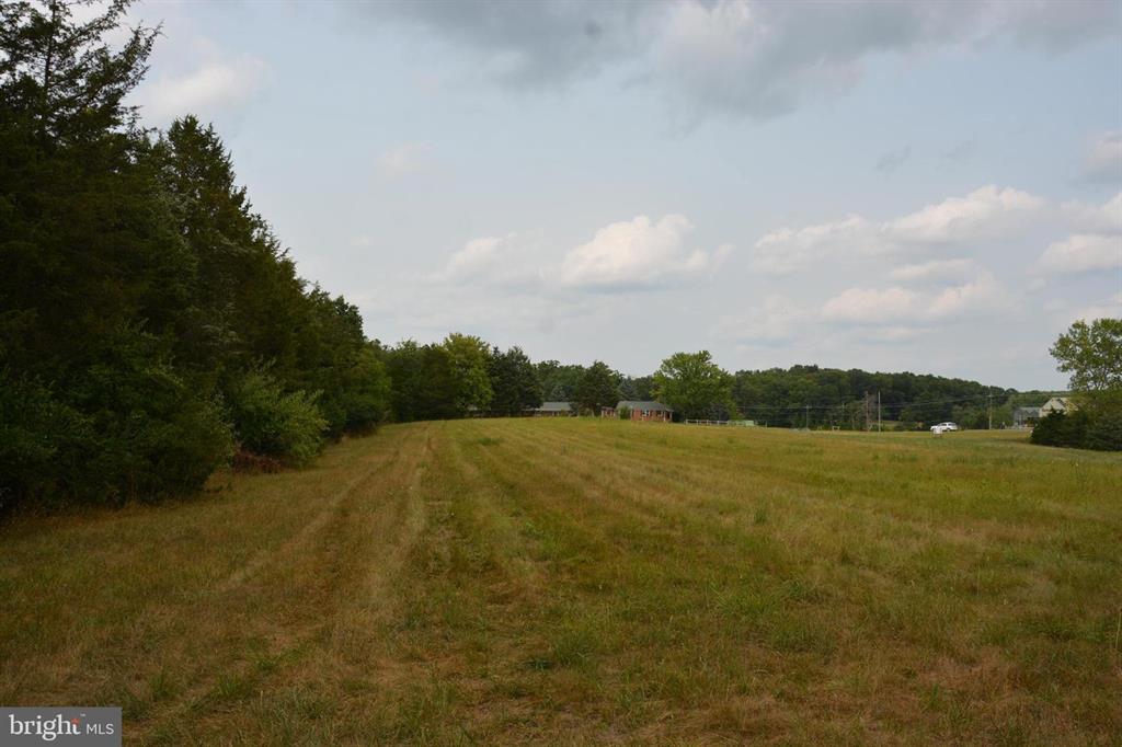 9.44 PRIME COMMERCIAL ACRES IN STEPHENS CITY, VA