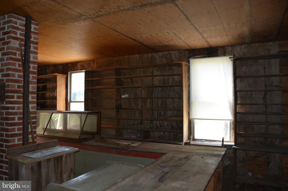 COMMERCIAL BUILDING WITH LAND YELLOW SPRING, WV