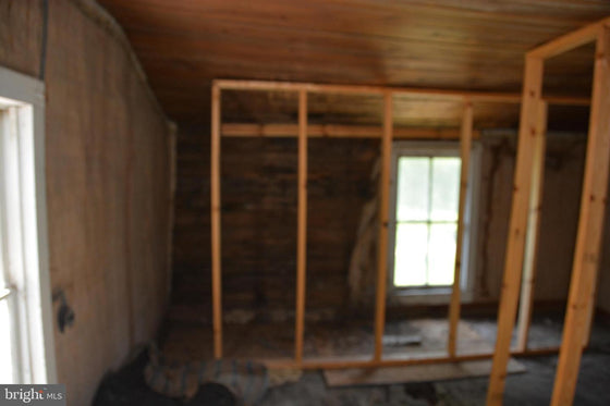 COMMERCIAL BUILDING WITH LAND YELLOW SPRING, WV