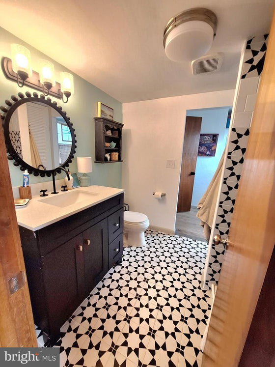 2 BEDROOM COTTAGE ON THE CACAPON RIVER WITH 7 ACRES