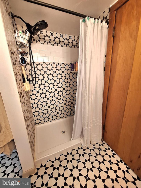 2 BEDROOM COTTAGE ON THE CACAPON RIVER WITH 7 ACRES