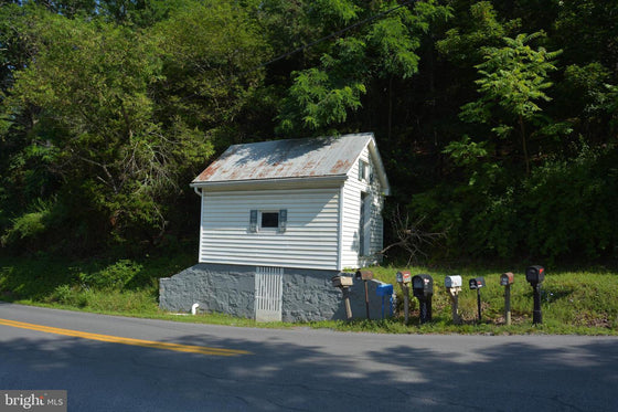 COMMERCIAL BUILDING WITH LAND YELLOW SPRING, WV