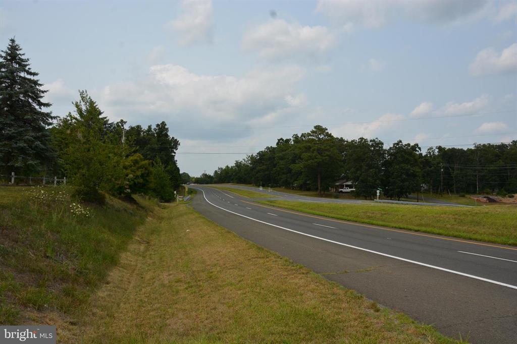 9.44 PRIME COMMERCIAL ACRES IN STEPHENS CITY, VA