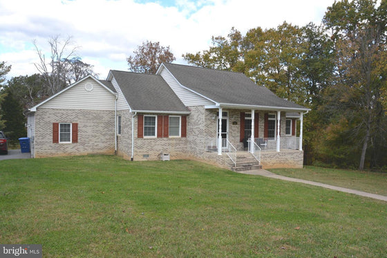 3 BEDROOM 2 BATH BRICK HOME IN FRONT ROYAL, VA