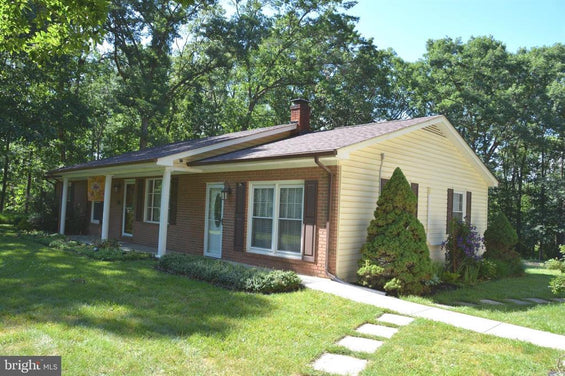 313 KNIGHT DRIVE, WHITE POST VA 3 BEDROOM HOME