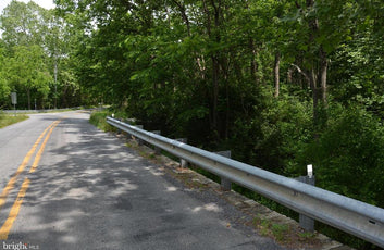 20 ACRES OF WOODED LAND IN FREDERICK COUNTY VA-15